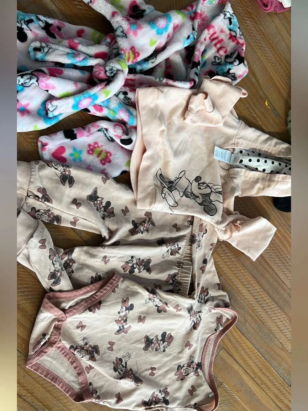 Disney Pink Minnie Mouse baby bundle